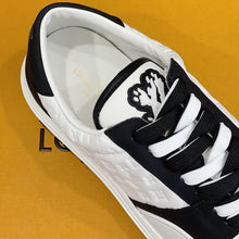 Load image into Gallery viewer, Louis Vuitton Ollie  Sneakers