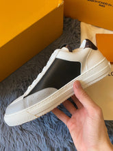 Load image into Gallery viewer, Louis Vuitton Charlie Sneakers