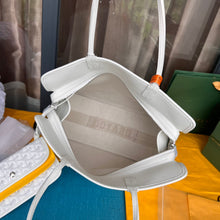 Load image into Gallery viewer, Goyard Hardy PM Bag