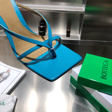 Load image into Gallery viewer, Bottega Veneta Stretch Heels