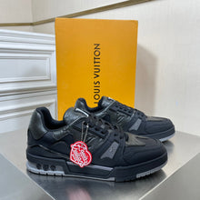 Load image into Gallery viewer, Louis Vuitton Trainer Sneakers