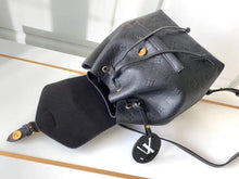 Load image into Gallery viewer, Louis Vuitton Montsouris Backpack