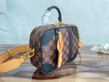 Load image into Gallery viewer, Louis Vuitton Valisette Soupe BB Bag