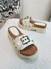 Load image into Gallery viewer, Christian Dior Diorquake Strap Slide