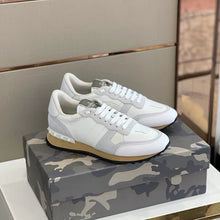 Load image into Gallery viewer, Valentino Camouflage Rockrunner Sneakers