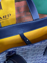 Load image into Gallery viewer, Goyard Voltaire Bag