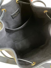 Load image into Gallery viewer, Louis Vuitton Lockme Bucket Bag