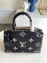 Load image into Gallery viewer, Louis Vuitton Grand Palais Bag