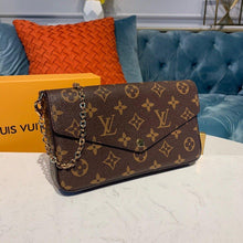 Load image into Gallery viewer, Louis Vuitton Felicie Pochette Bag - LUXURY KLOZETT