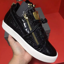 Load image into Gallery viewer, Giuseppe Zanotti - LUXURY KLOZETT