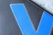 Load image into Gallery viewer, Louis Vuitton Avenue Sling Bag