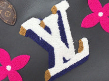 Load image into Gallery viewer, Louis Vuitton OnTheGo GM Tote Bag - LUXURY KLOZETT