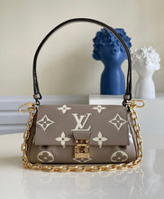 Load image into Gallery viewer, Louis Vuitton Favorite Bag