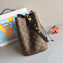 Load image into Gallery viewer, Louis Vuitton NeoNoe MM Bag