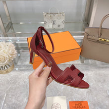 Load image into Gallery viewer, Hermes premiere 70 Heels