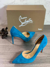 Load image into Gallery viewer, Christian Louboutin Iriza 100 Pumps