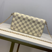 Load image into Gallery viewer, Louis Vuitton Felicie Pochette Bag - LUXURY KLOZETT