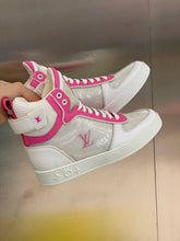 Load image into Gallery viewer, Louis Vuitton  Boombox Sneaker
