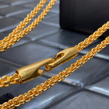 Load image into Gallery viewer, Valentino One Stud Bag With Chain