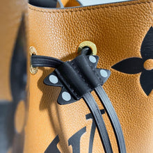 Load image into Gallery viewer, Louis Vuitton Crafty NeoNoe MM Bag