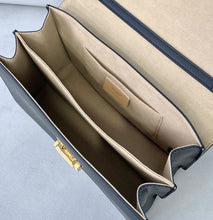 Load image into Gallery viewer, Fendi Kan I Bag