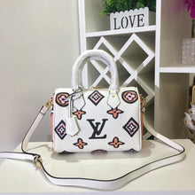 Load image into Gallery viewer, Louis Vuitton Speedy Bandouliere 25 Bag