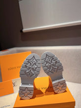 Load image into Gallery viewer, Louis Vuitton Baroque Ranger Boot