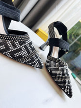 Load image into Gallery viewer, Fendi Colinri Slingback Heels