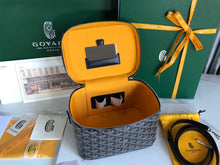 Load image into Gallery viewer, Goyard Muse Vanity Case Bag