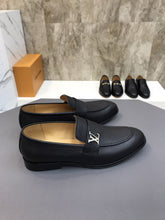 Load image into Gallery viewer, Louis Vuitton Shoe