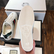 Load image into Gallery viewer, Gucci Ace Sneakers