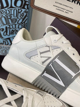 Load image into Gallery viewer, Valentino Calfskin VL7N Sneakers with Bands