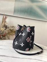 Load image into Gallery viewer, Louis Vuitton NeoNoe MM Bag
