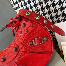 Load image into Gallery viewer, Balenciaga Le Cagole XS Bag