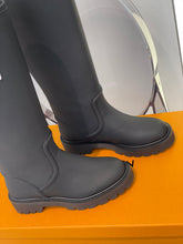 Load image into Gallery viewer, Louis Vuitton Territory high Boots