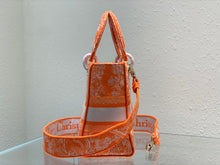 Load image into Gallery viewer, Christian Dior Medium Lady D Lite Bag