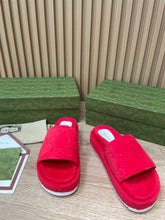 Load image into Gallery viewer, Gucci GG Platform Sandal