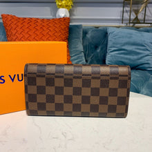 Load image into Gallery viewer, Louis Vuitton Sarah Wallet