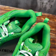 Load image into Gallery viewer, Balenciaga Triple S Sneakers