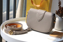 Load image into Gallery viewer, Louis Vuitton Pont 9 Soft PM Bag