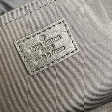 Load image into Gallery viewer, Louis Vuitton Palm Spring PM Bag