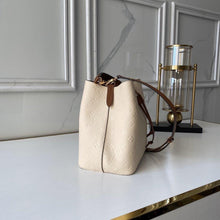 Load image into Gallery viewer, Louis Vuitton NeoNoe MM Bag - LUXURY KLOZETT