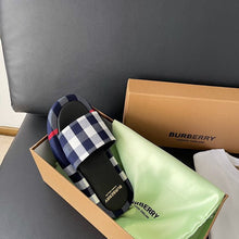 Load image into Gallery viewer, Burberry Men Slides