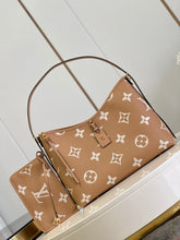 Load image into Gallery viewer, Louis Vuitton Carryall PM Bag