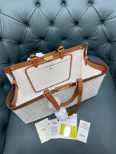 Load image into Gallery viewer, Fendi Peekaboo X Tote Bag