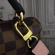 Load image into Gallery viewer, Louis Vuitton Bond Street BB Bag
