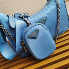 Load image into Gallery viewer, Prada Re- Edition 2005 Re-Nylon Bag