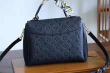Load image into Gallery viewer, Louis Vuitton Georges MM Bag