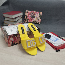 Load image into Gallery viewer, Dolce & Gabbana Calfskin Slides with DG logo