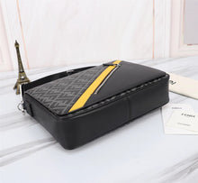 Load image into Gallery viewer, Fendi Messenger Bag